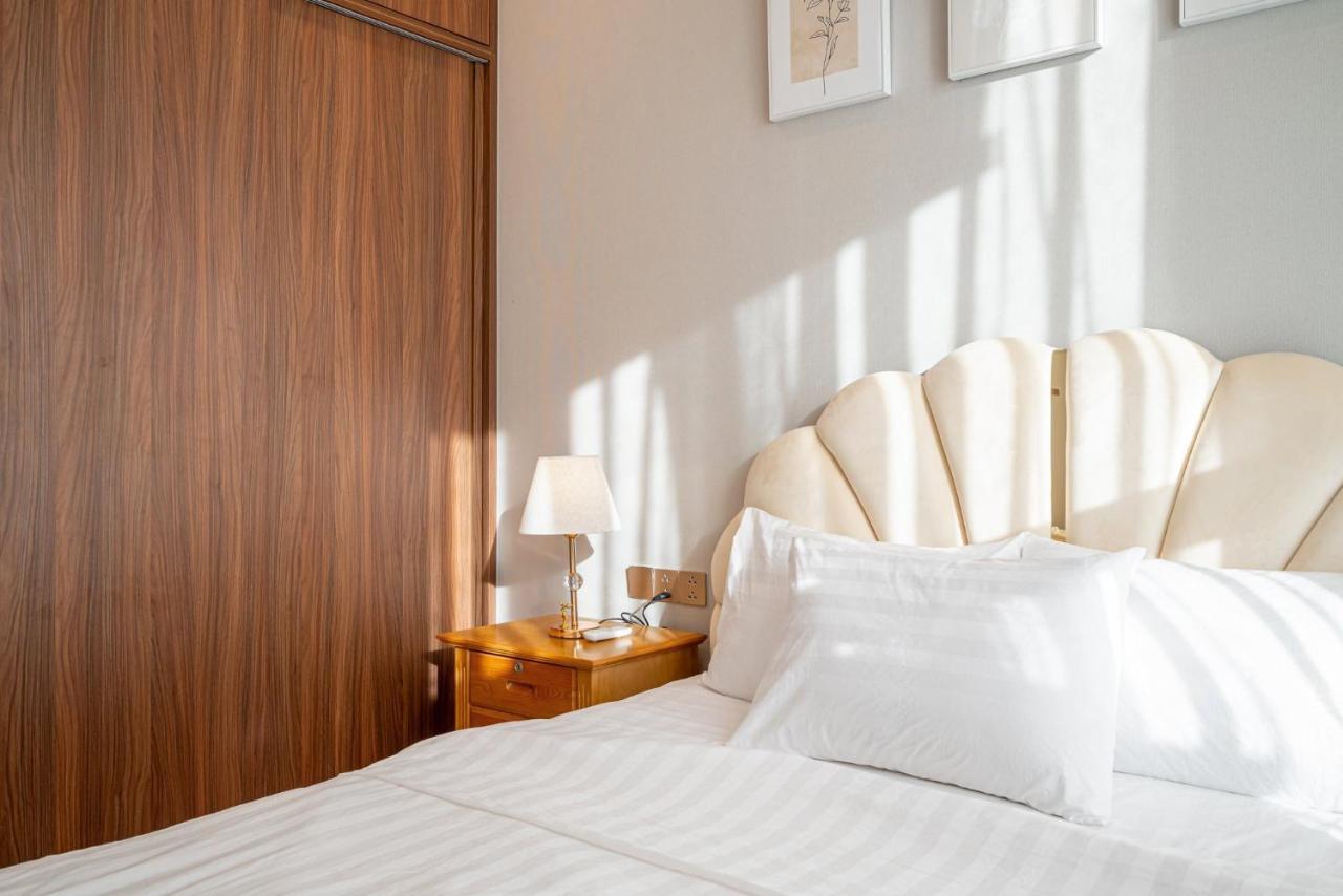 Apartment The Metropole Thu Thiem